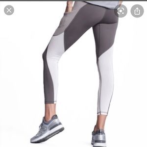 Athleta Color Block High Waisted 7/8 Legging